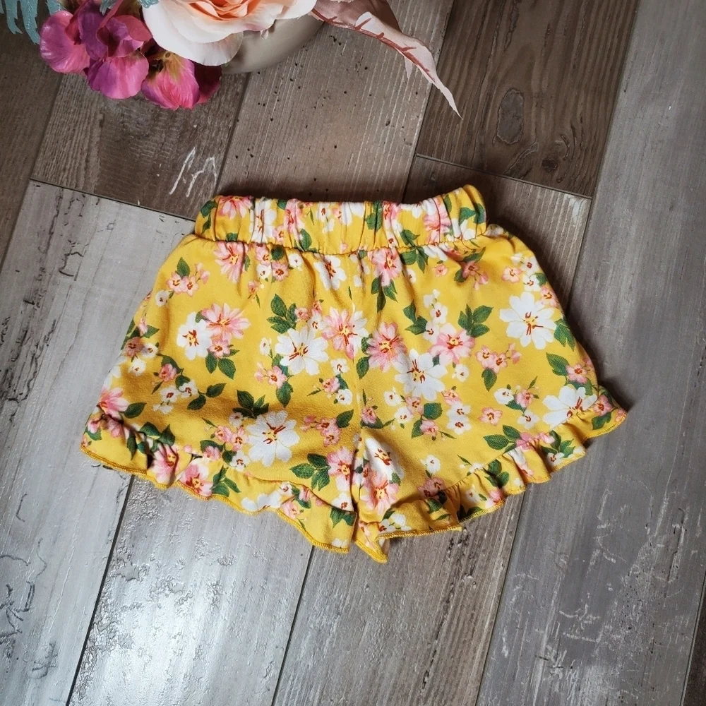 Btween Yellow Green & Pink Floral Toddler Girl Casual Summer Shorts Outfit Set - Picture 15 of 16